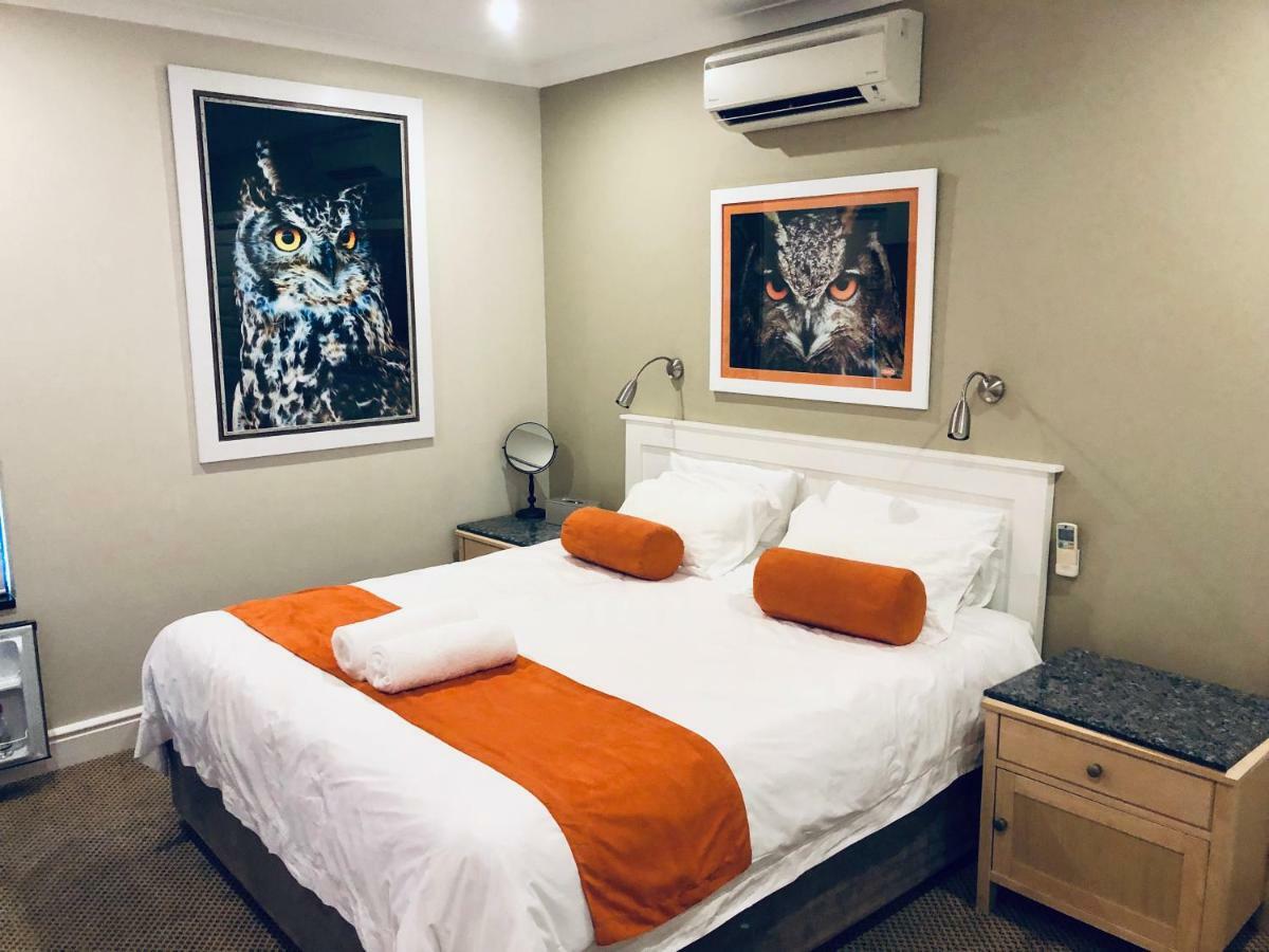 Orange Inn Knysna Room photo